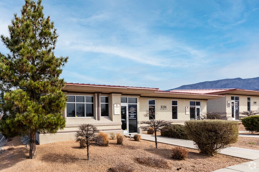 8206 louisiana Blvd NE, Albuquerque, NM à louer - Photo de l’immeuble – Image 2 sur 15