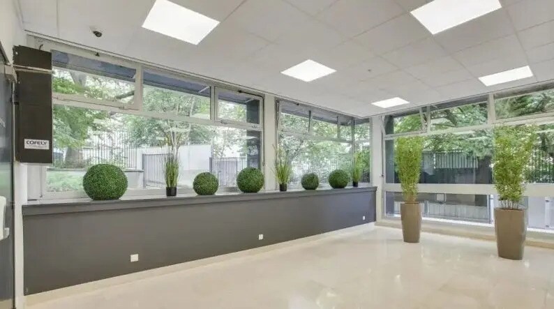 Bureau dans Paris à louer - Hall d’entrée – Image 2 sur 8