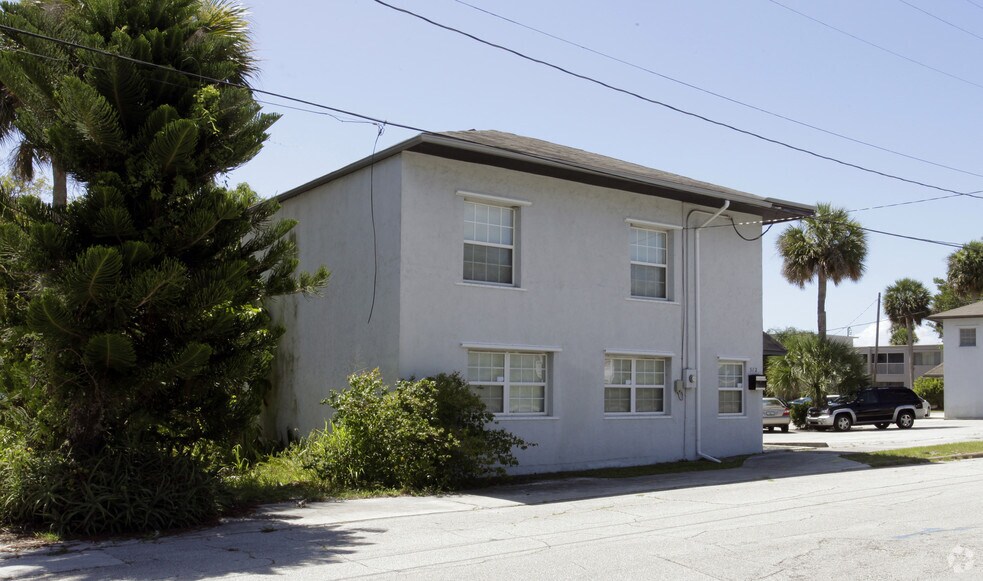 512 S 2nd St, Fort Pierce, FL à vendre - Photo de l’immeuble – Image 2 sur 2