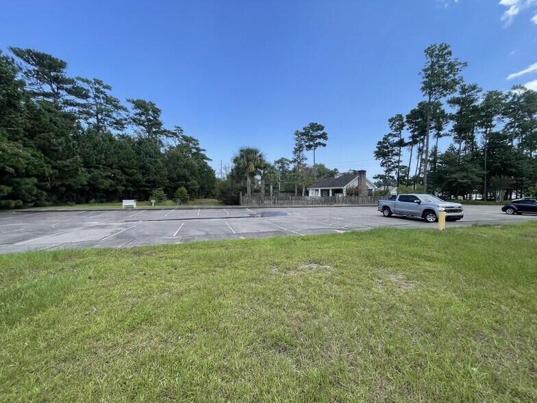 225 Valencia Ct, Wilmington, NC à vendre - Photo de l’immeuble – Image 2 sur 17