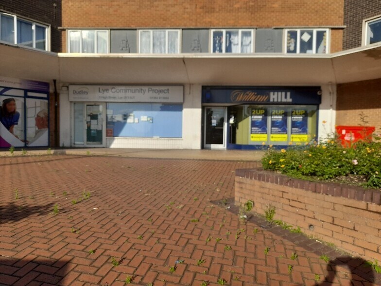 1-5 High St, Stourbridge à louer - Photo de l’immeuble – Image 3 sur 12