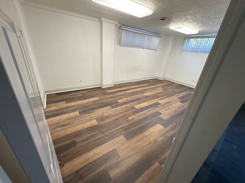 1511 Commerce St, Wellsburg, WV à louer - Photo intérieure – Image 2 sur 6