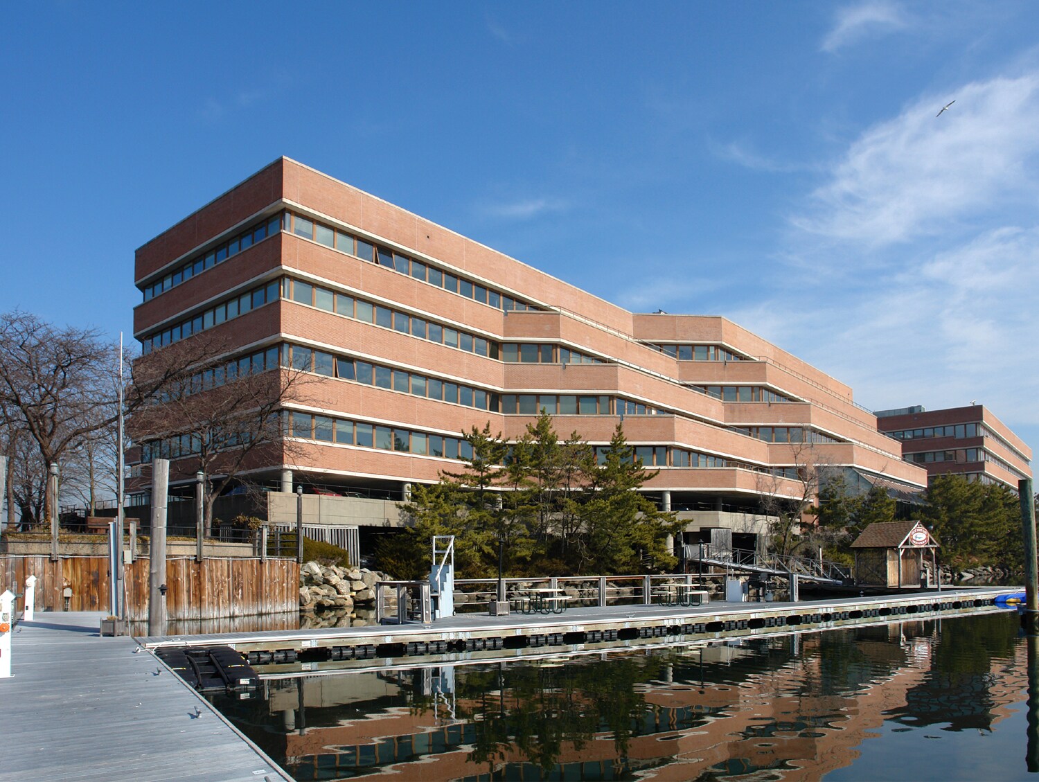 208 Harbor Dr, Stamford, CT à louer Photo principale– Image 1 sur 16