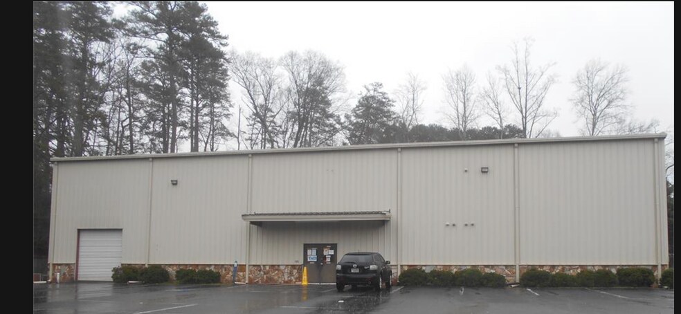 195 Highway 9 South, Dawsonville, GA à louer - Photo de l’immeuble – Image 1 sur 28