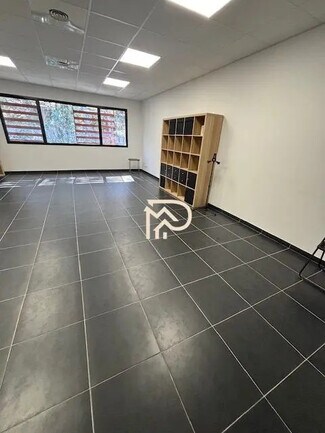 Plus de détails pour Bureau à louer