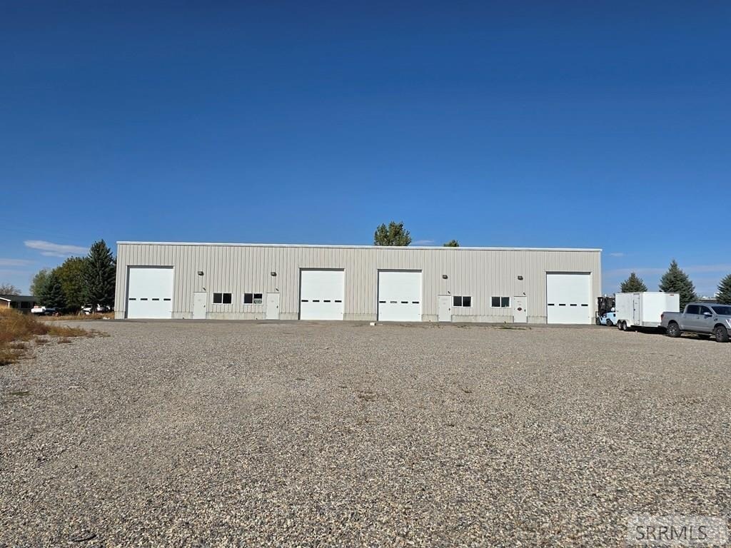 1380 N 800 E, Shelley, ID à vendre Photo de l’immeuble– Image 1 sur 22
