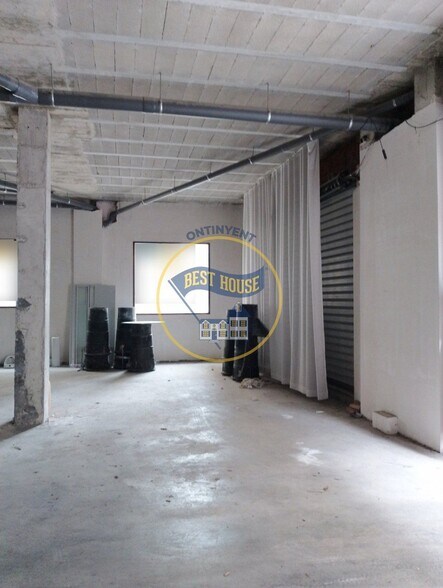 Local commercial dans València à vendre - Photo de l’immeuble – Image 3 sur 9