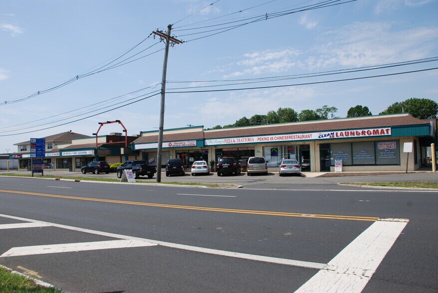 1743 Route 88, Bricktown, NJ à louer - Photo de l’immeuble – Image 3 sur 5