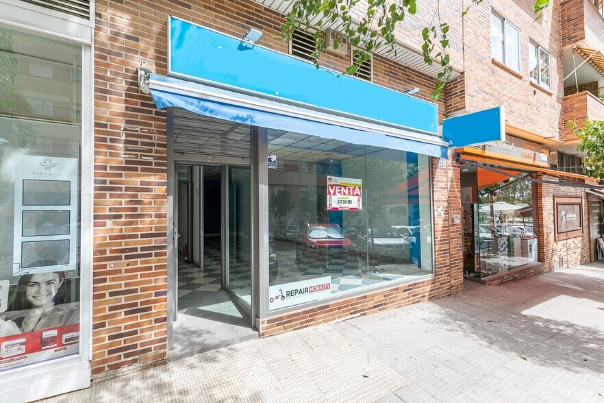 Immeuble residentiel dans Coslada, Madrid à vendre - Photo de l’immeuble – Image 2 sur 2