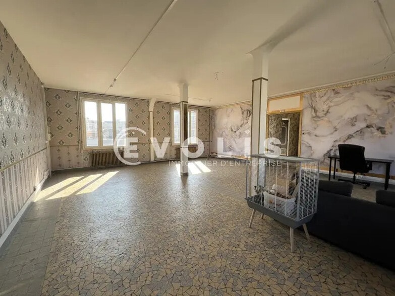 Bureau dans Champigny-sur-Marne à louer - Photo intérieure – Image 3 sur 11