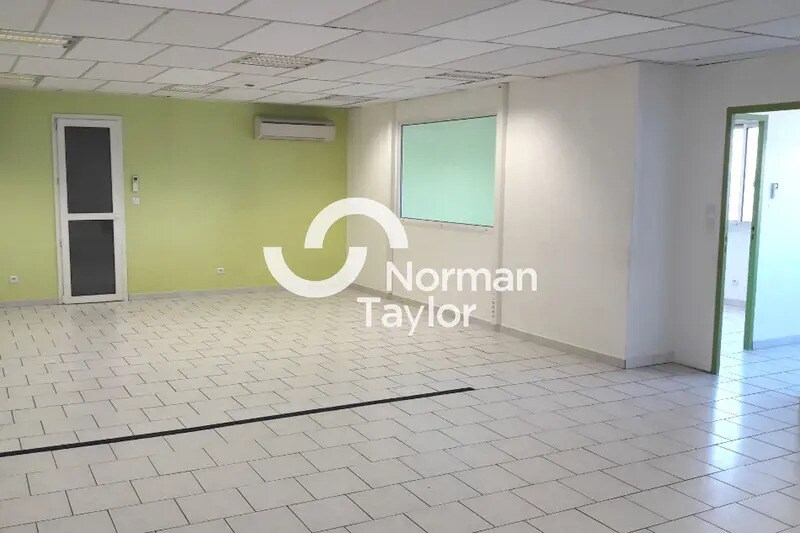 Bureau dans Mauguio à louer - Photo intérieure – Image 1 sur 4