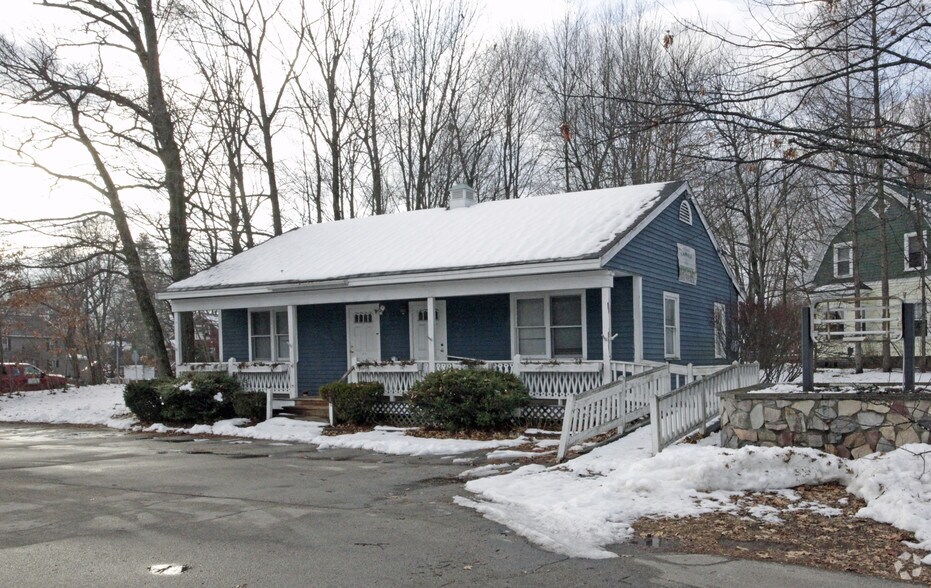 37 Library St, Hudson, NH à vendre - Photo de l’immeuble – Image 3 sur 3
