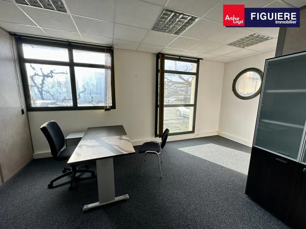 1140 Rue André Ampère, Aix-en-Provence à louer Photo intérieure– Image 1 sur 4