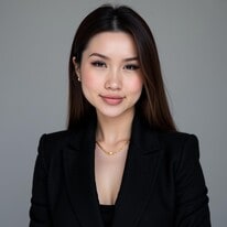 Mimi Hoang