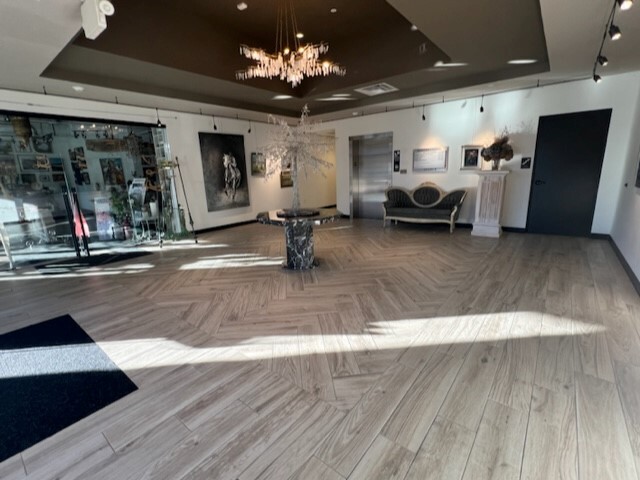 675 Grooms Rd, Clifton Park, NY à louer - Photo de l’immeuble – Image 3 sur 8