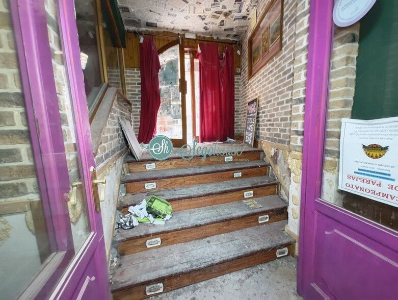 Immeuble residentiel dans Segovia, Segovia à vendre - Photo intérieure – Image 3 sur 6