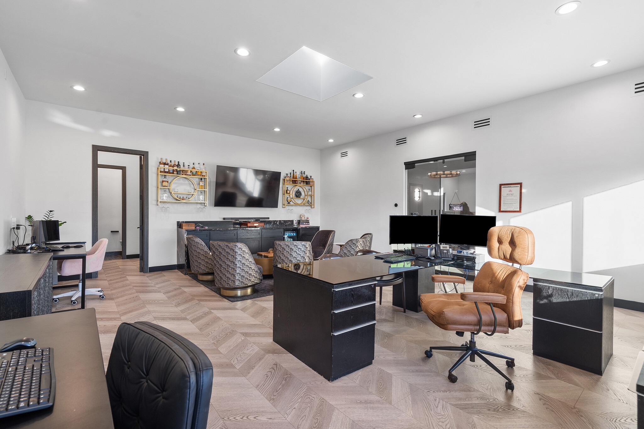 4041 Wilshire Blvd, Los Angeles, CA à louer Photo intérieure– Image 1 sur 33