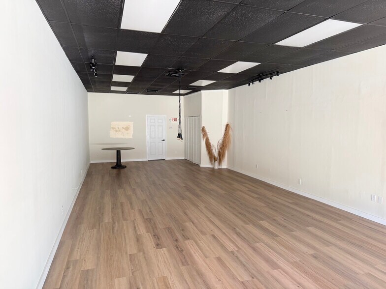 3330 NE 32nd St, Fort Lauderdale, FL à louer - Photo de l’immeuble – Image 3 sur 8