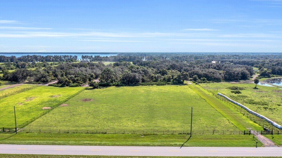 Canoe Creek Rd, Saint Cloud, FL à vendre - Photo principale – Image 1 sur 1