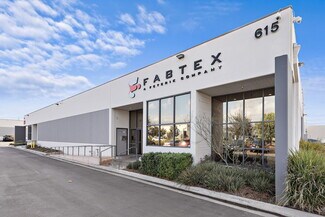 Plus de détails pour 615-623 S State College Blvd, Fullerton, CA - Industriel/Logistique à vendre