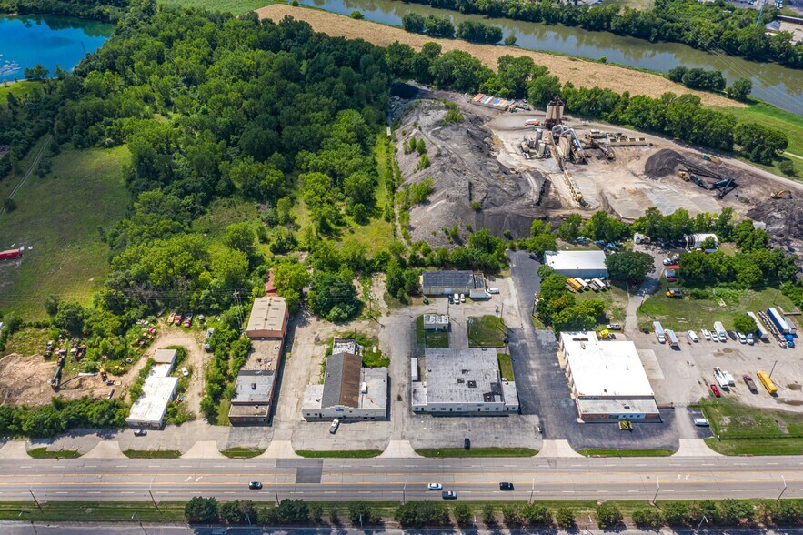 2075 Dryden Rd, Moraine, OH à louer - Photo de l’immeuble – Image 2 sur 3