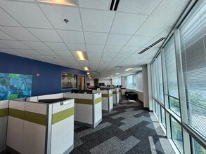6510 Telecom Dr, Indianapolis, IN à louer Photo intérieure– Image 2 sur 7