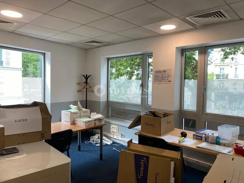 Bureau dans Paris à louer - Photo de l’immeuble – Image 3 sur 7