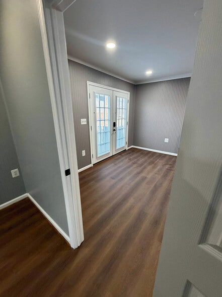 13554 Triadelphia Rd, Ellicott City, MD à louer - Photo intérieure – Image 3 sur 6