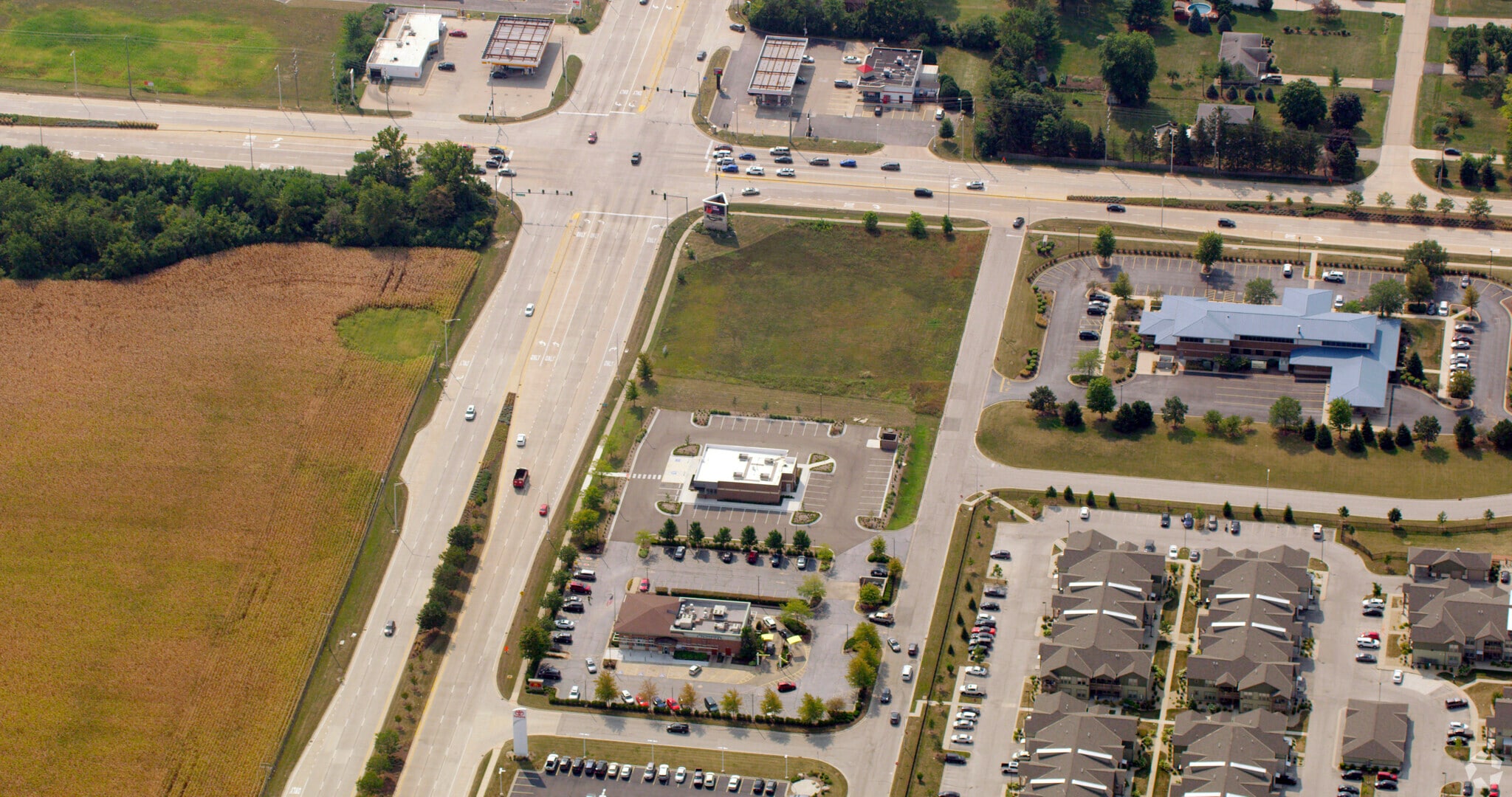 780 S Weber Rd, Romeoville, IL à vendre Photo principale– Image 1 sur 11