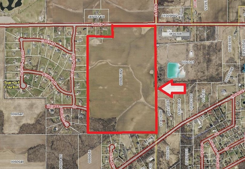 2603 Larsen Rd, Neenah, WI à vendre - Photo principale – Image 1 sur 1