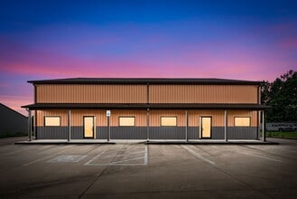 219 Industrial Dr, Clarksville, TN à louer Photo intérieure– Image 1 sur 13