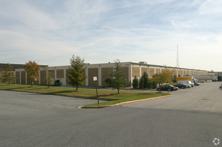 8779 Greenwood Pl, Savage, MD à louer - Photo de l’immeuble – Image 2 sur 3
