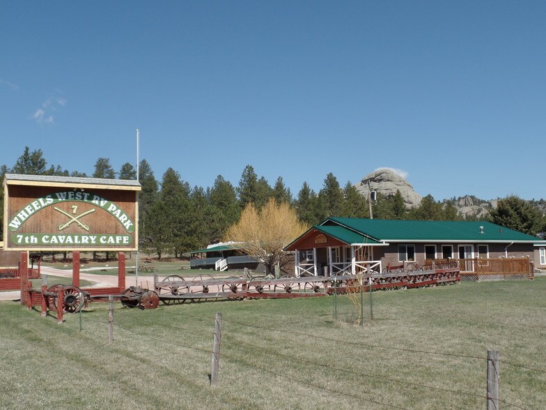 12598 US Highway 16A, Custer, SD à vendre - Autre – Image 1 sur 17