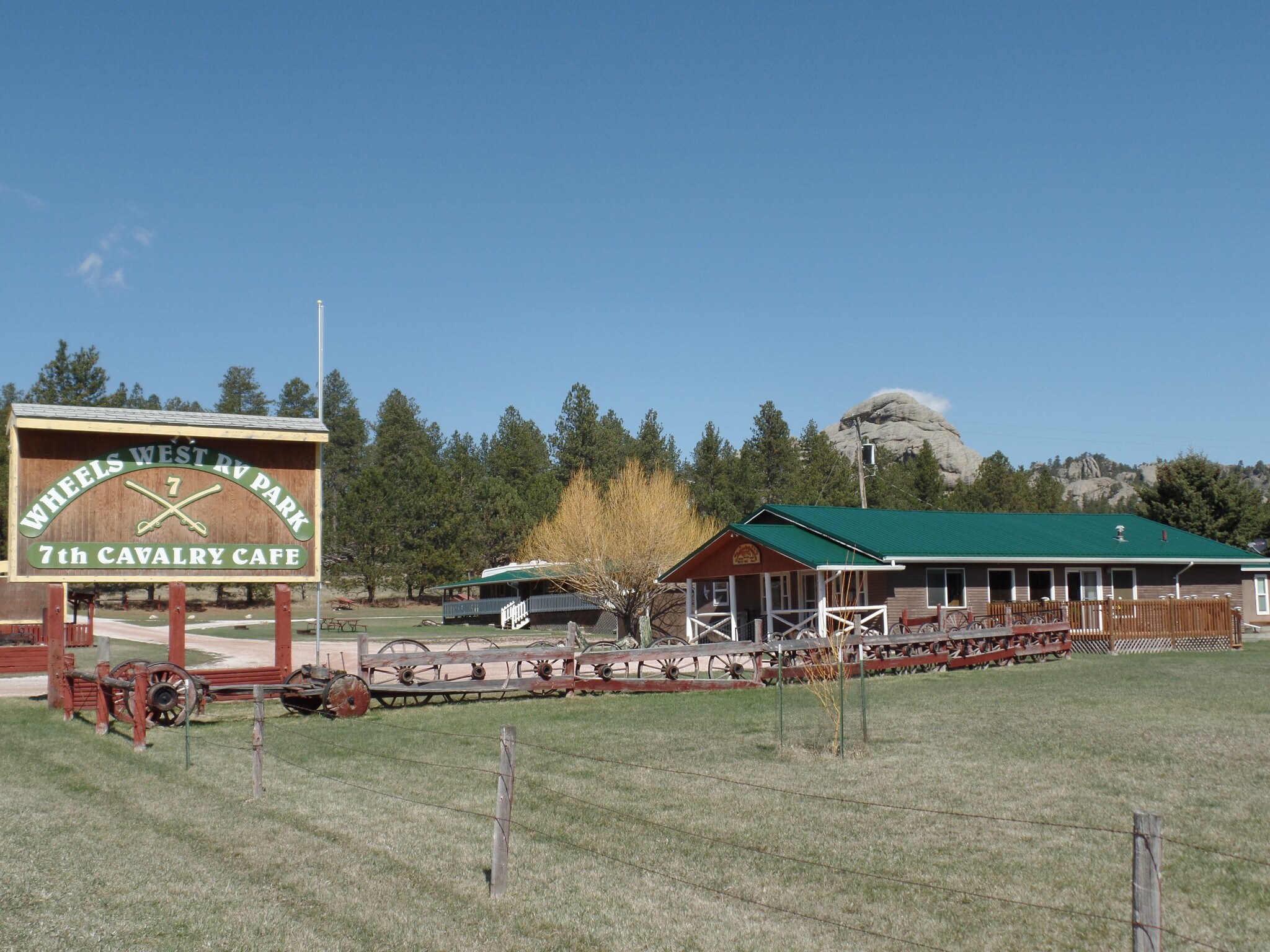 12598 US Highway 16A, Custer, SD à vendre Autre– Image 1 sur 18