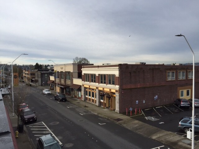 212 Wells Ave S, Renton, WA à louer - Photo de l’immeuble – Image 3 sur 4