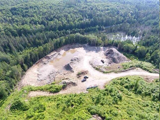 939 US Route 5, Sutton, VT à vendre - Photo principale – Image 3 sur 23