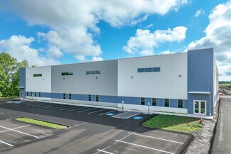 Plus de détails pour 233 Northpointe blvd, Freeport, PA - Local d’activités à vendre