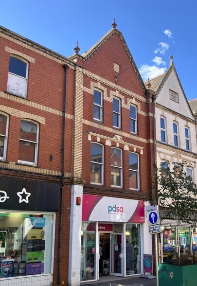 108B Holton Rd, Barry à louer - Photo de l’immeuble – Image 1 sur 1