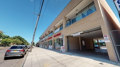 69-21 164th St, Fresh Meadows, NY à louer Photo intérieure– Image 1 sur 11