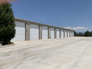 2213 Enterprise Ln, Minden, NV à louer Photo de l’immeuble– Image 1 sur 6