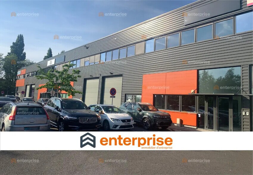 Local d'activités dans Wasquehal à vendre - Photo de l’immeuble – Image 1 sur 8