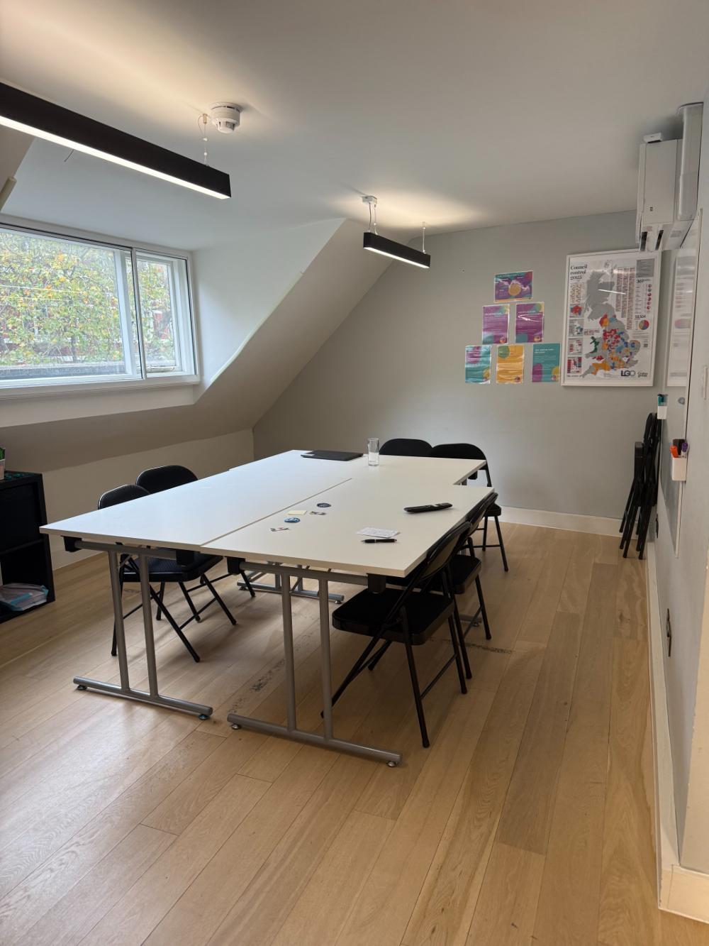 103 Charing Cross Rd, Londres à louer Photo intérieure– Image 1 sur 2