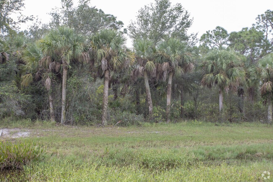 7047 W SR 80, LaBelle, FL à vendre - Photo principale – Image 1 sur 8