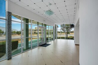 18350 George Blvd, Victorville, CA à louer Photo intérieure– Image 2 sur 44
