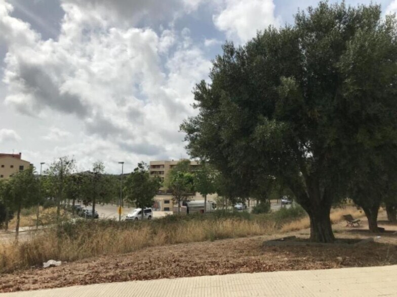 Terrain dans El Vendrell, Tarragona à vendre - Photo de l’immeuble – Image 2 sur 3