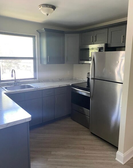 430 Englewood Ave, Tonawanda, NY à vendre - Photo intérieure – Image 2 sur 5