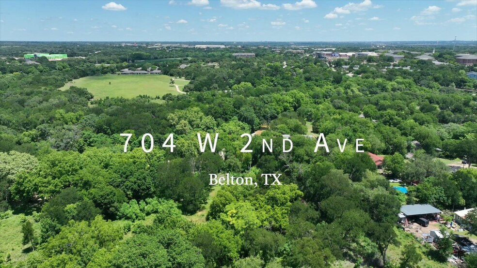 704 W 2nd Ave, Belton, TX à vendre - Vidéo sur l’annonce professionnelle – Image 2 sur 9