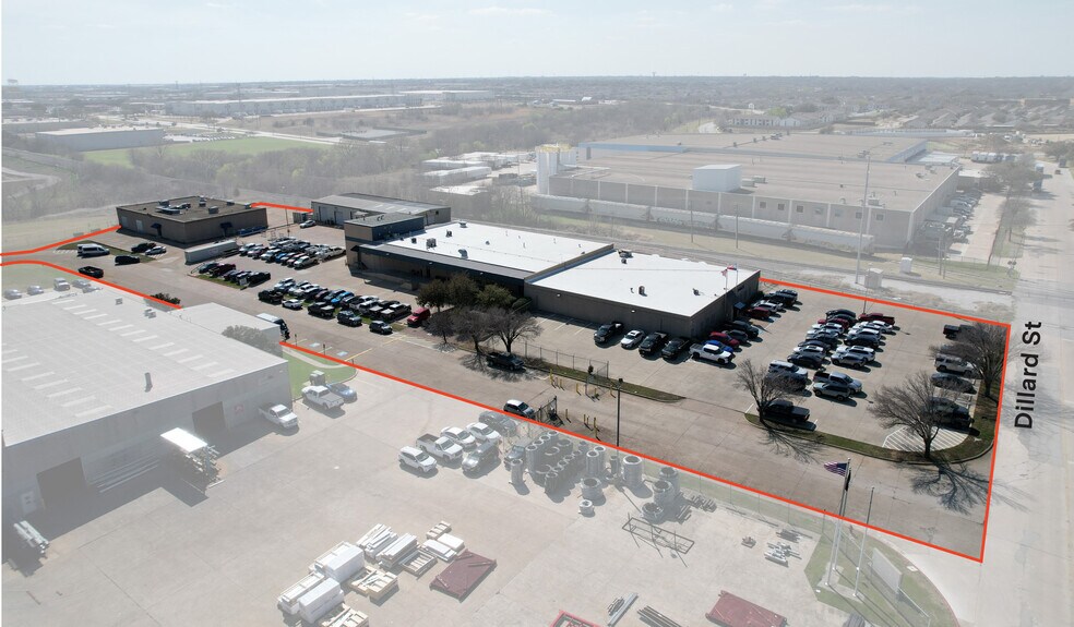 2425 Dillard St, Grand Prairie, TX à vendre - Photo principale – Image 1 sur 22