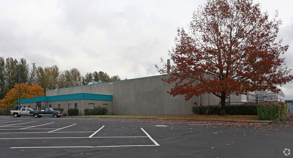 750 S 32nd St, Washougal, WA à vendre - Photo de l’immeuble – Image 3 sur 4