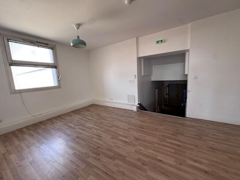 Bureau dans Bagnolet à vendre - Photo intérieure – Image 2 sur 9